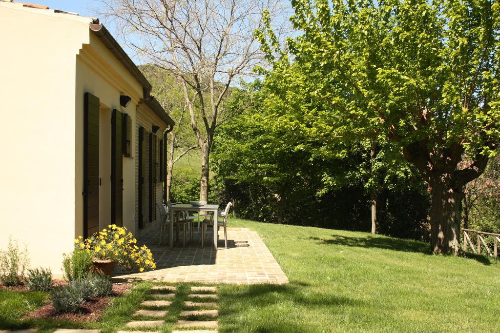 Agriturismo La Barca Nel Bosco Rosciano  Екстериор снимка