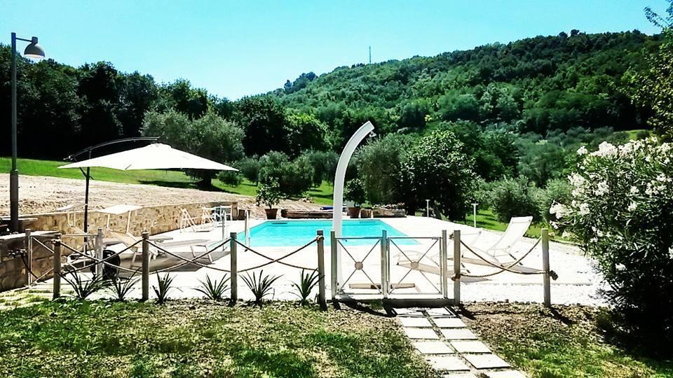 Agriturismo La Barca Nel Bosco Rosciano  Екстериор снимка