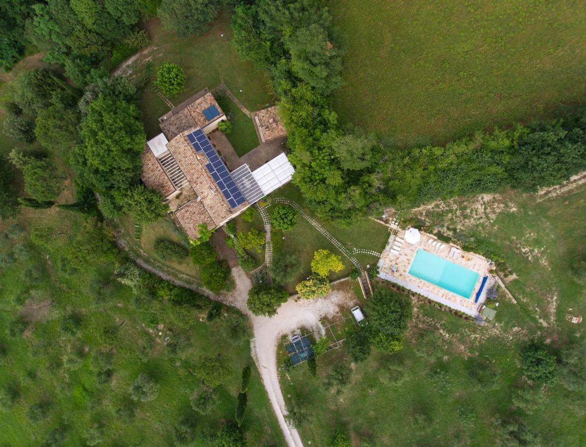 Agriturismo La Barca Nel Bosco Rosciano  Екстериор снимка